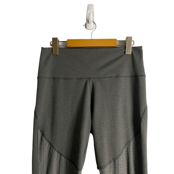 Aerie Women's Gray Chill. Play. Move 7/8 Legging - Picture 2 of 10